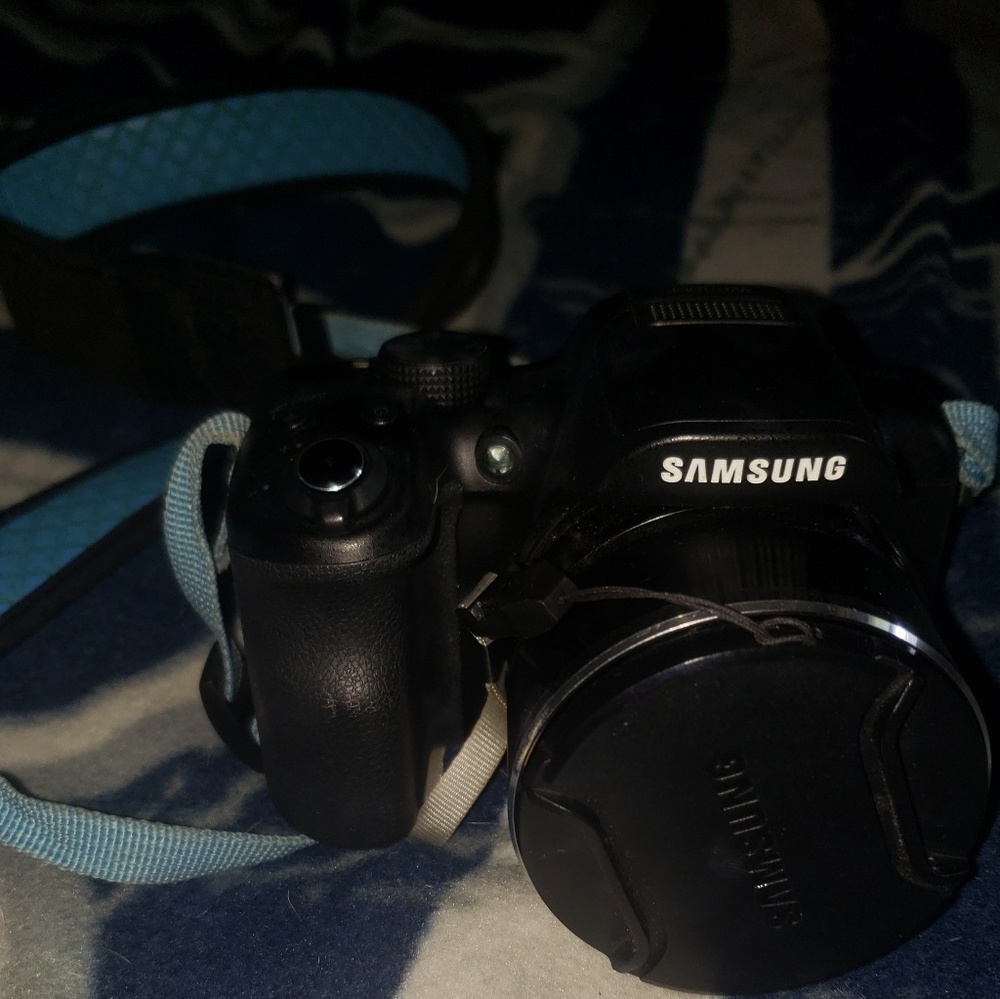 Samsung samsung wb1100f 16 mp camera